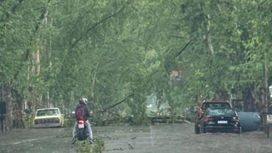Temporal en el interior provincial: intensas lluvias anegaron calles y provocaron daños