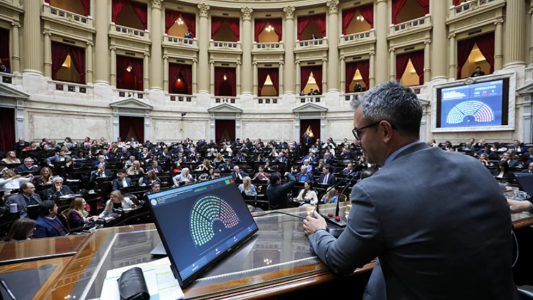 Reforma laboral: el oficialismo convocó a Diputados para debatir el proyecto este jueves
