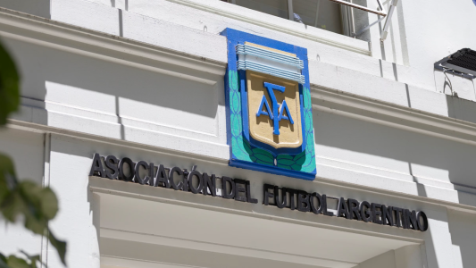 Reunión clave en AFA: definen si se levanta el paro y vuelve el fútbol argentino