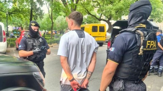 Controles antinarcóticos en Córdoba: detuvieron a un hombre con cocaína en Alberdi