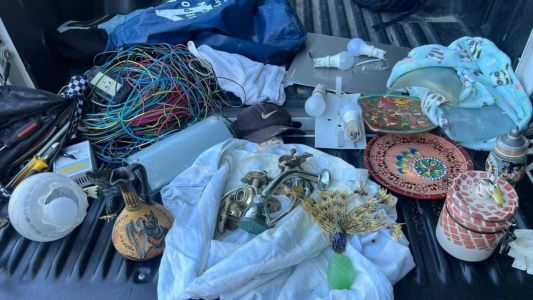 Detienen a un ladrón que robó grifería y cerámicos de una casa en Barrio Alto Hermoso