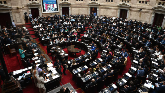 Diputados aprobó la reforma laboral y el proyecto vuelve al Senado para ser ley