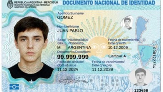 El Gobierno lanza el nuevo DNI electrónico y cambia el pasaporte desde febrero