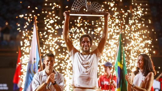 Histórico: Tomás Etcheverry conquistó el Río Open y celebró su primer título ATP