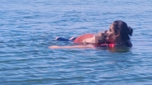 Lago San Roque: suboficial evitó que una mujer se ahogara y salvó su vida