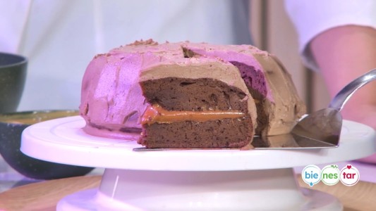 Hoy en Bienestar: Torta Matilda Chocolatosa sin harinas ni azúcar + una charla con Pata Liberati