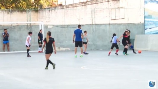 Córdoba tiene el primer equipo de fútbol femenino no vidente