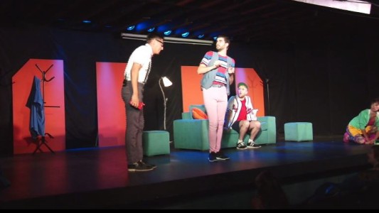 "Hecatombe" regresó a Carlos Paz con un "Desastre en año nuevo"