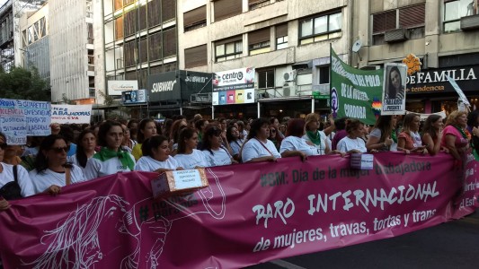 #8M Multitudinaria marcha en Córdoba por los derechos de las mujeres