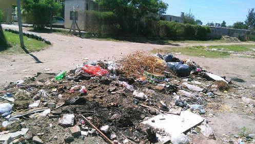 Vecinos de Marqués Anexo desde noviembre conviven con un basural