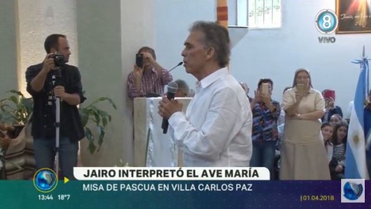 Jairo interpretó el "Ave María" en la iglesia de Carlos Paz