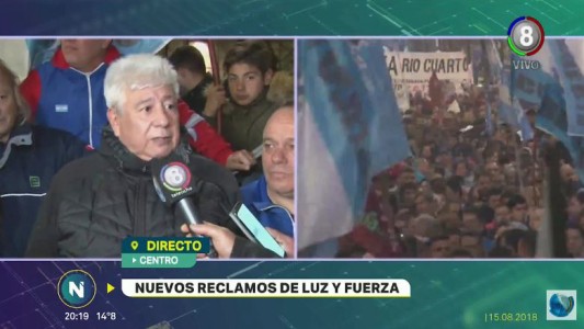 Multitudinaria marcha de Luz y Fuerza en defensa de la EPEC