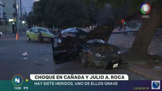 Siete heridos tras espectacular choque en Cañada y Julio A. Roca