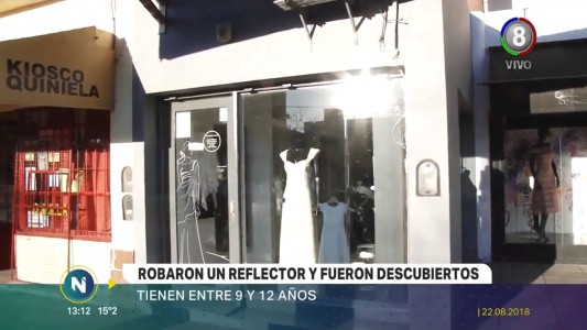 Seis niños fueron detenidos por robar un reflector