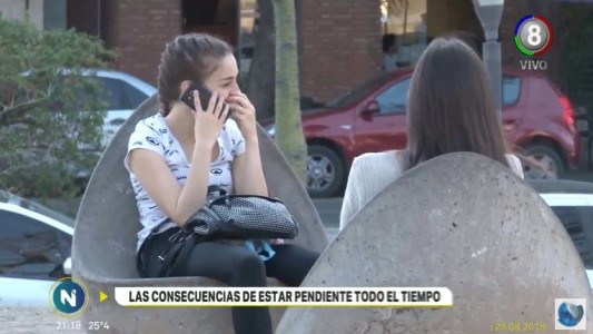 Mundo Tecno: Las consecuencias de estar pendientes del celular