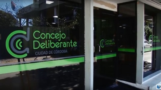 Choferes: volverían a tratar proyecto para equiparar cupo femenino en el transporte público