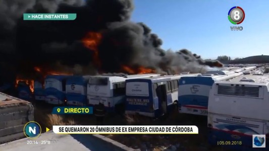 Bomberos controlaron el incendio en el depósito de ómnibus