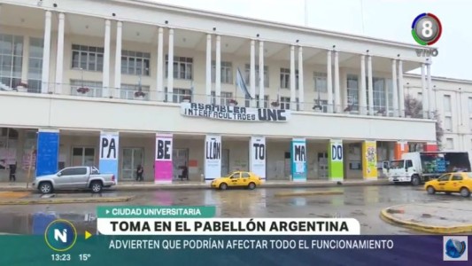 Continúa la toma en el Pabellón Argentina y podría afectar a toda la Universidad