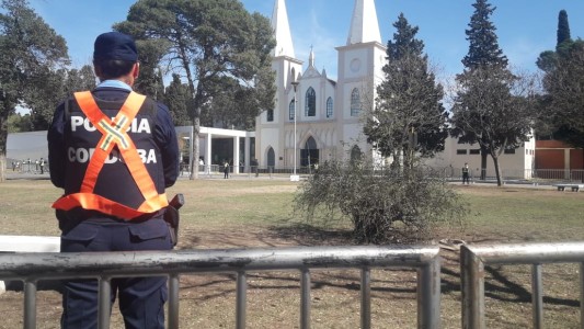 En el cementerio San Jerónimo aguardan la llegada del cortejo fúnebre