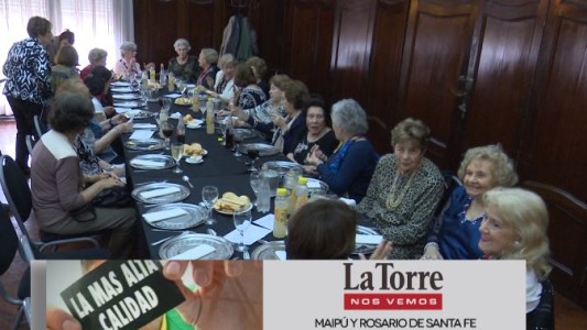 Las egresadas de siempre: "Las chicas del carbó", una amistad que perdura en el tiempo