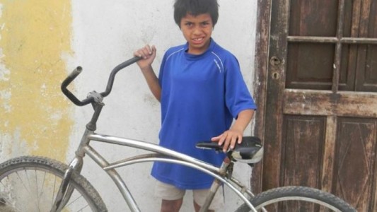 Un nene de 9 años encontró $25 mil y lo devolvió