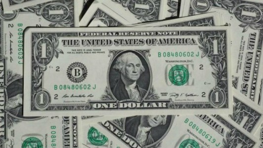 El dólar se mantiene estable a $37,87