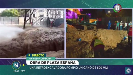Una excavadora rompió un caño de agua en Plaza España