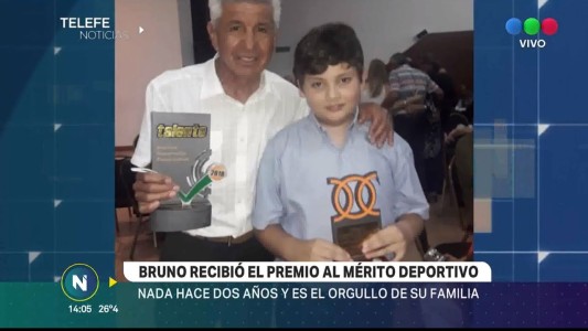 Bruno recibió el premio al mérito deportivo, es autista y demostró que se puede