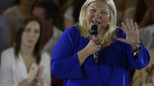 Tras el cruce con Bullrich, Carrió pidió debatir el uso de armas de fuego en el Congreso