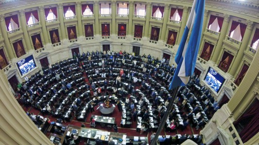 Diputados aprobó la "Ley Micaela", que busca capacitar a funcionarios sobre temas de género
