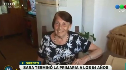 Egresada a los 84 años, el gran ejemplo de Sara