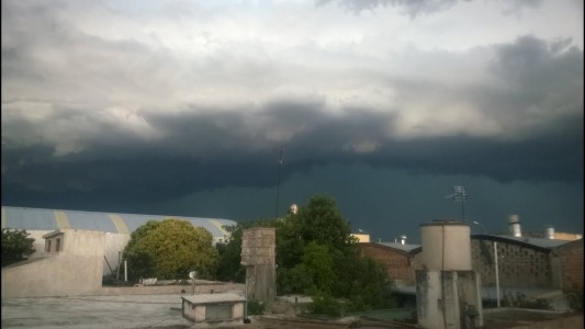 Se renovó el alerta por tormentas fuertes
