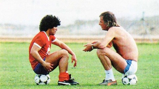 El conmovedor mensaje de Maradona a Menotti tras su regreso a la Selección