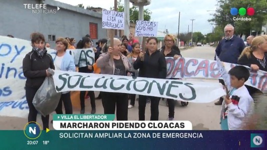 Villa el Libertador: Vecinos marcharon pidiendo por obras