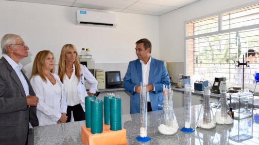 Mestre: “Un laboratorio público de medicamentos único en el país”
