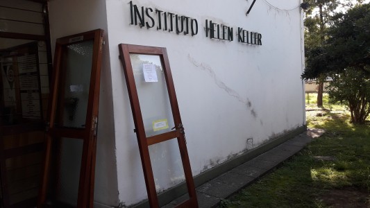 Vandalismo en el Instituto Helen Keller