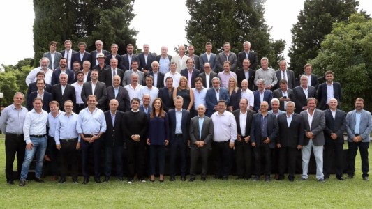 Macri almorzó con Vidal e intendentes bonaerenses de Cambiemos