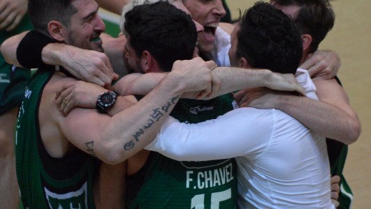 Atenas ganó su segundo partido consecutivo y visita a La Gloria