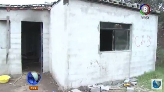 Incendio arrasó con una vivienda de barrio José Ignacio Díaz