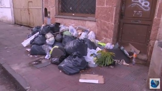 Reclamo: Montañas de basura en pleno centro