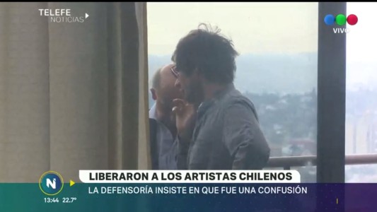 Imputados pero libres, los artistas chilenos no pueden regresar a su país