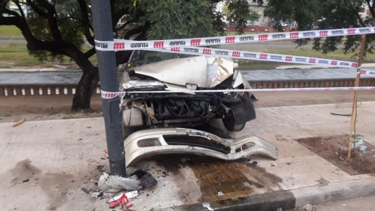 Se quedó dormido y chocó en Costanera