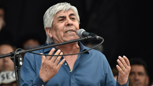 Moyano: "Antes discutíamos el mínimo no imponible, ahora que no haya despidos"