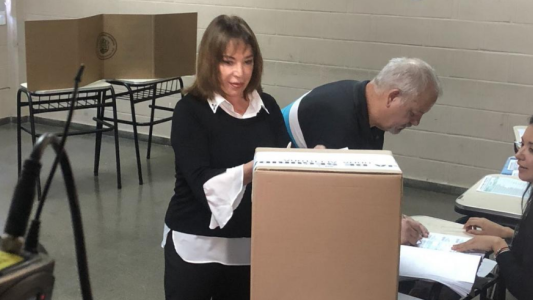 Elecciones Córdoba 2019: Votó Olga Riutort