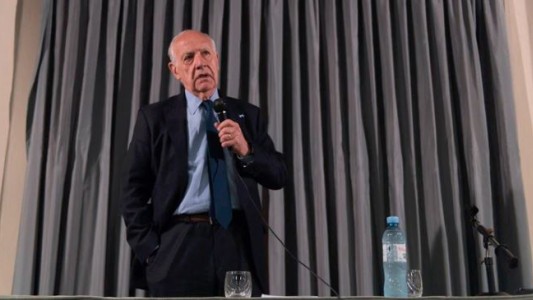 Roberto Lavagna: "Por ahora soy candidato a presidente por afuera de Alternativa Federal"
