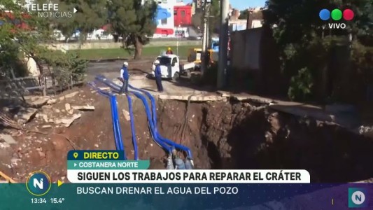 Tras el hundimiento, continúan la reparación del caño en Coronel Olmedo