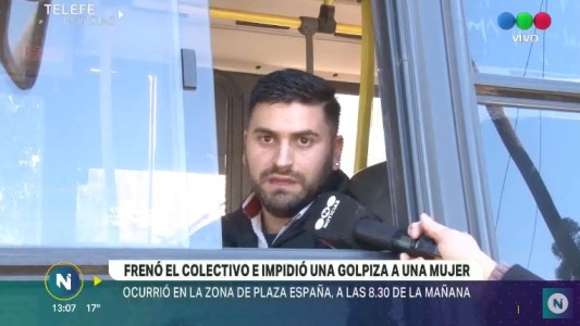 Un chofer detuvo la marcha para frenar el ataque contra una mujer