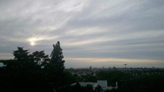 El tiempo en Córdoba: cielo ligeramente nublado para este viernes