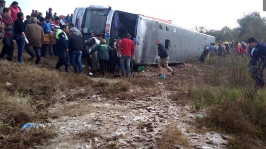 Tragedia en Tucumán: al menos 16 muertos entre los pasajeros