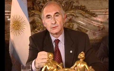 Los restos de De la Rúa serán velados en el Congreso